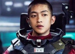 娱乐圈吃瓜屈楚萧是谁啊,娱乐圈新晋“吃瓜”焦点人物揭秘